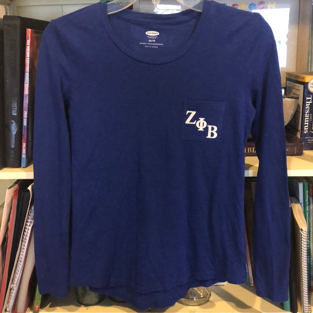 Zeta Phi Beta relaxed fit long sleeve top. Sz XS